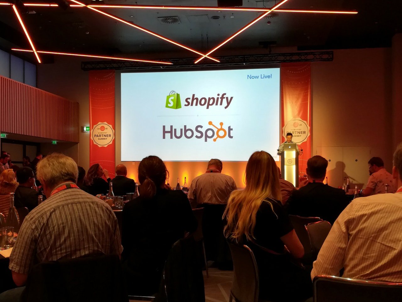Partner-Summit-Hubspot-shopify